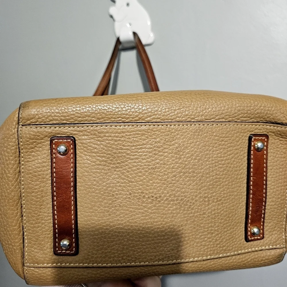 Dooney & Bourke Wexford Tan Leather Maxine Tote Bag satchel - Picture 10 of 14